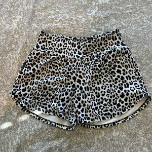 Chic Leopard Print Athletic Shorts